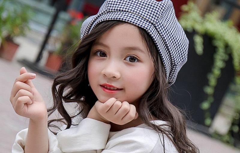 Bóc phốt 10 kiểu tóc uốn xinh xắn đáng yêu cho bé gái được nhiều phụ h | ThanKinhToc.vn