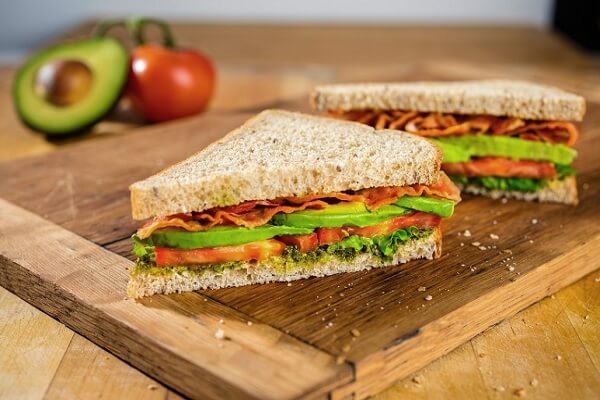 Cách làm bánh mì sandwich siêu nhanh cho bữa sáng giàu dinh dưỡng