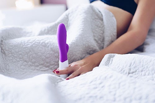 Shop Thăng Hoa giúp chị em giải tỏa khi chồng xa nhà - Giải trí Việt Nam