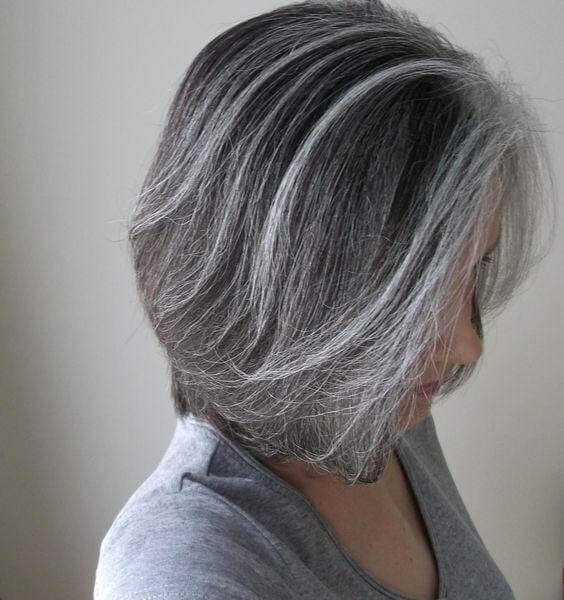 5 kiểu tóc ngắn dành cho chị em tóc đã điểm bạc: Cứ cắt là giảm tuổi lại còn sang hơn