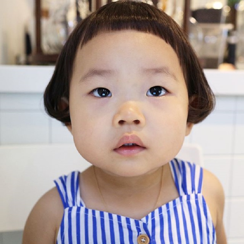 12 Kiểu tóc ngắn dễ thương, đáng yêu cho bé gái dưới 7 tuổi | ThanKinhToc.vn